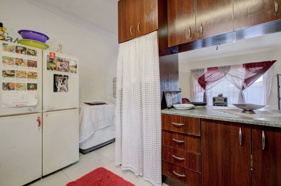 2 Bedroom Property for Sale in Algoa Park Eastern Cape